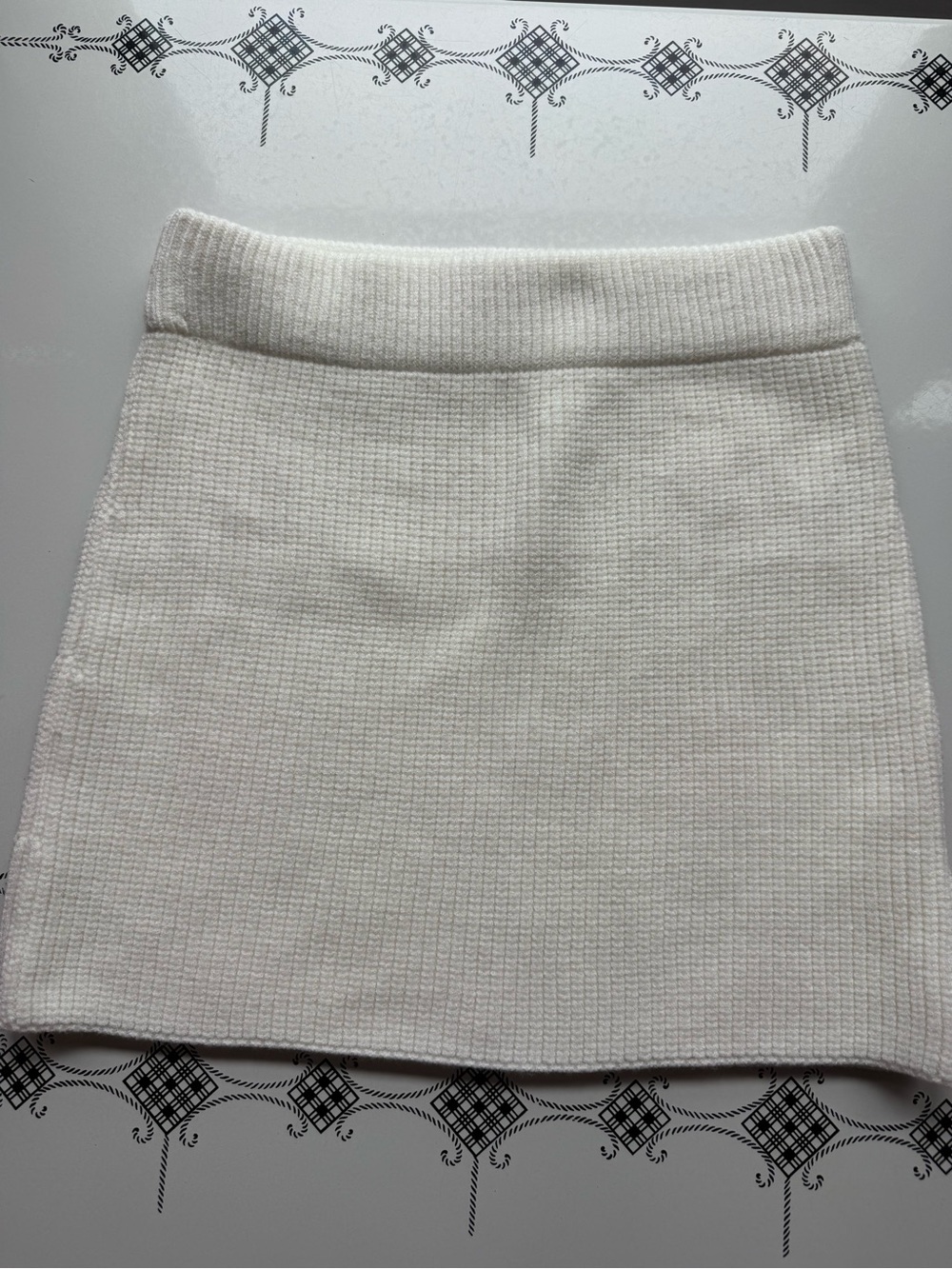 Women's white cream Knit Mini Skirt – Sleek Everyday Style